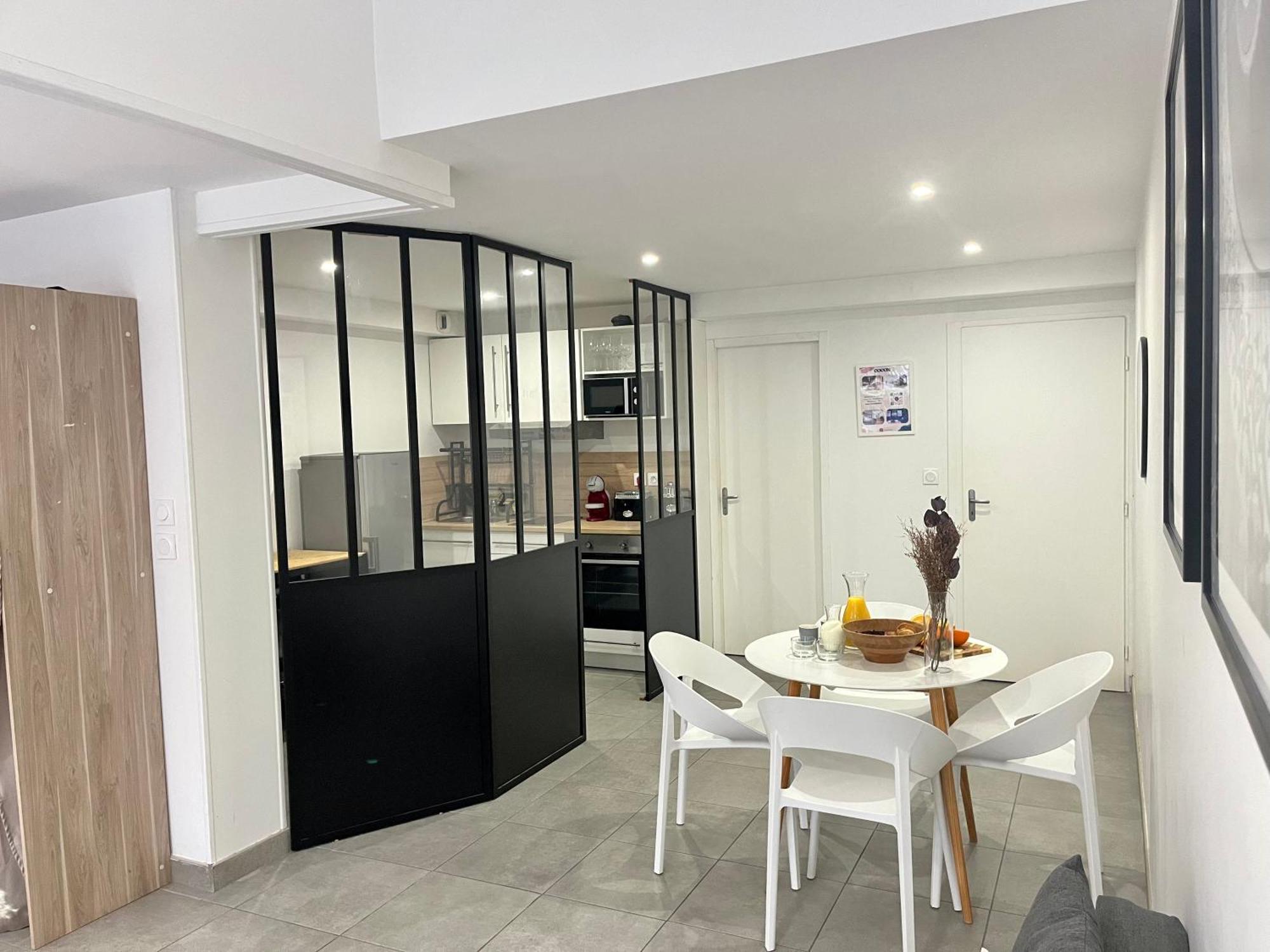 Suite Danbury Lyon Extérieur photo
