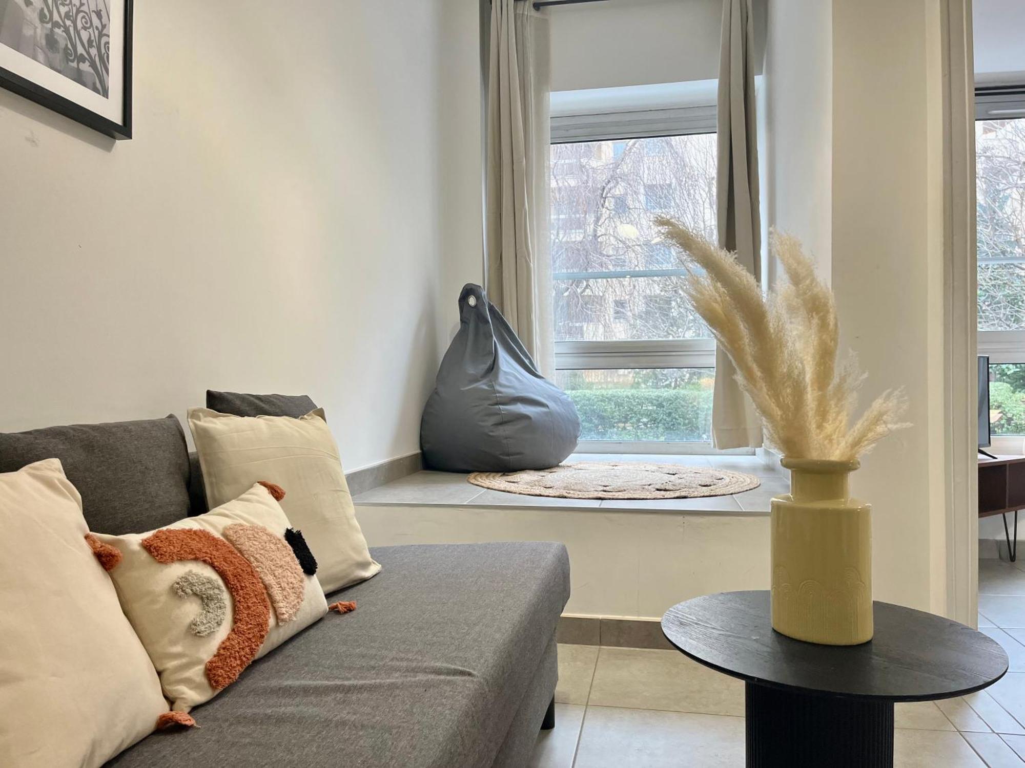 Suite Danbury Lyon Extérieur photo