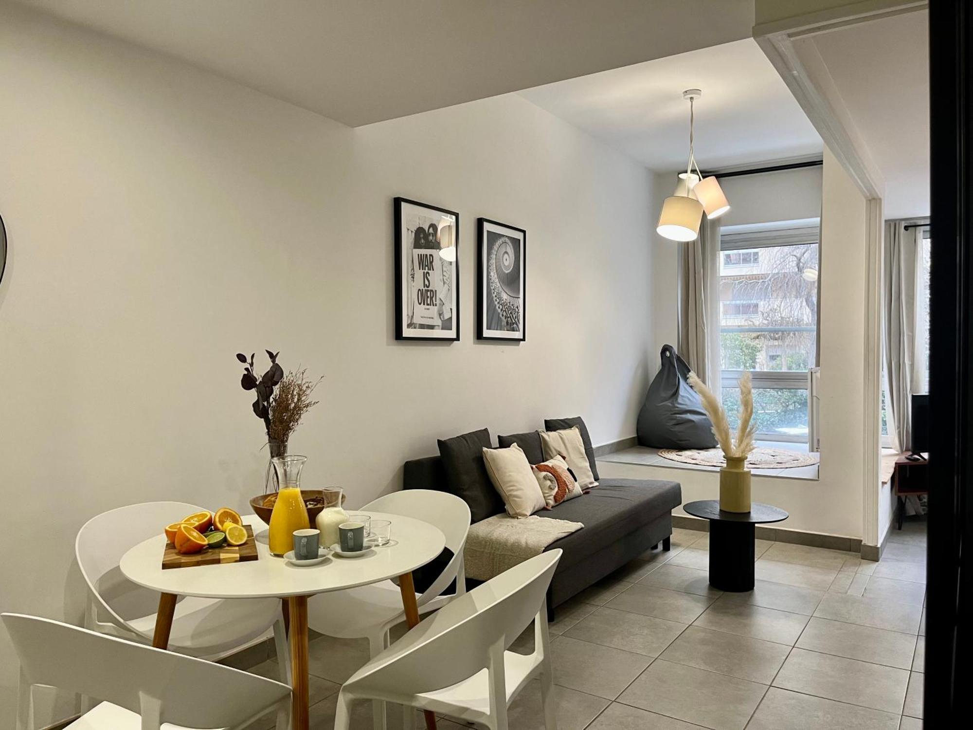 Suite Danbury Lyon Extérieur photo